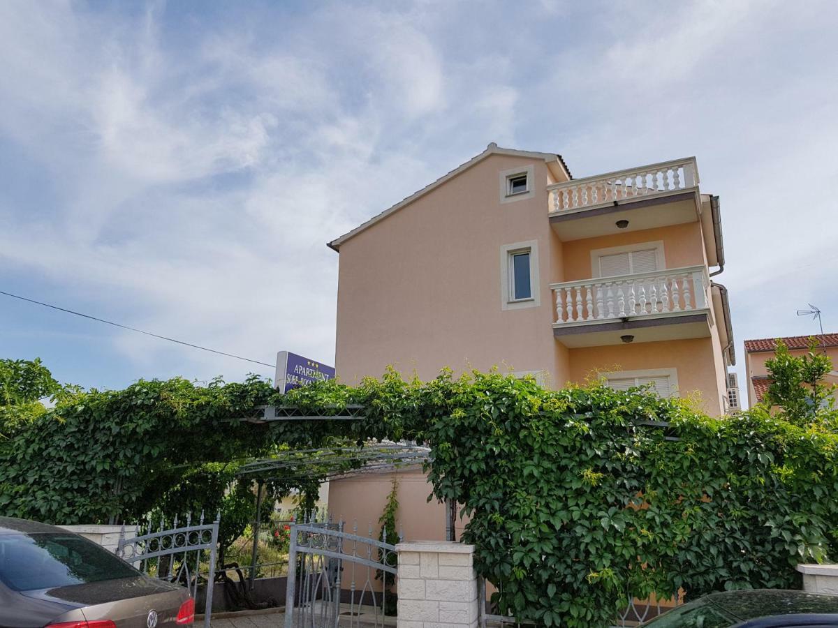 Apartmani Mira Vodice Exterior photo